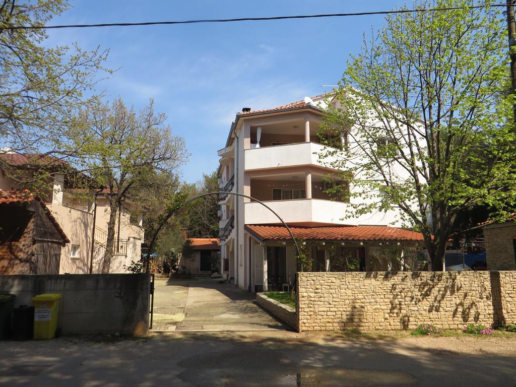 Apartments Karaba Pakoštane 外观 照片